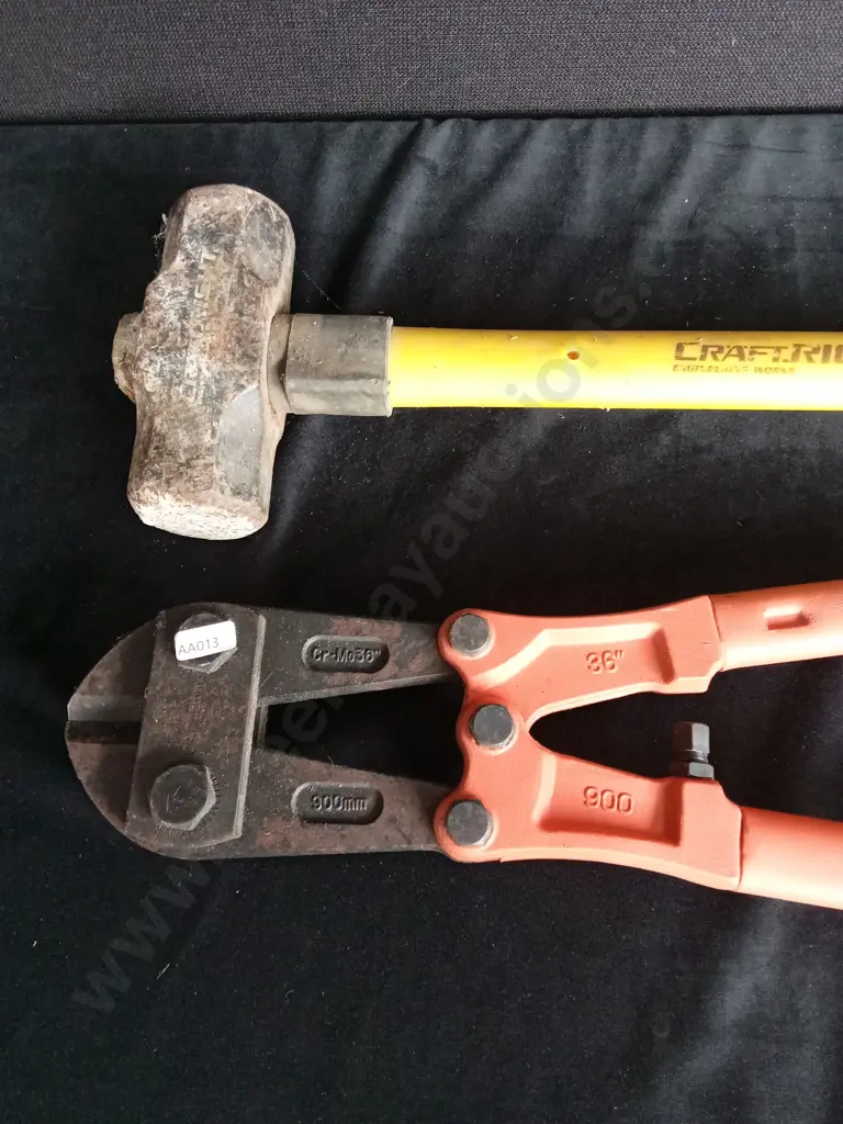 36 INCH BOLT CUTTERS AND SLEDGE HAMMER Image 1++