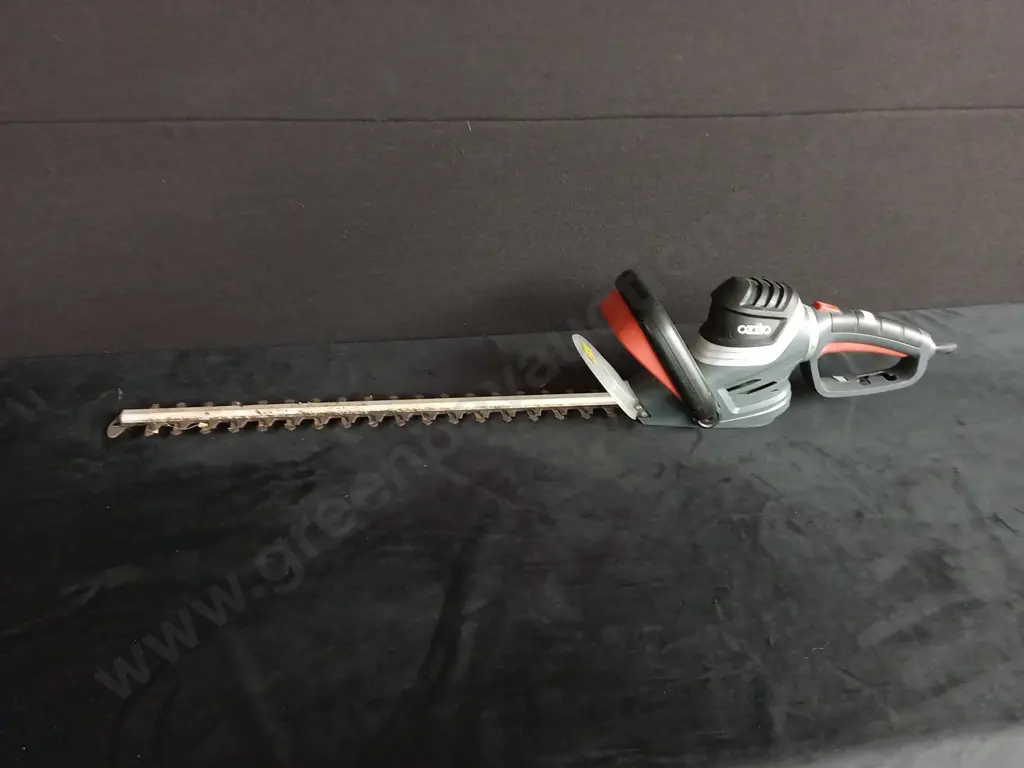 OZITO CORDED HEDGE TRIMMER Image 1++
