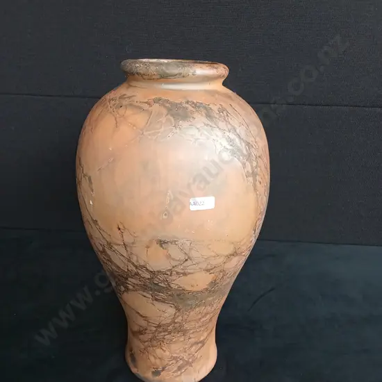 LARGE POTTERY VASE