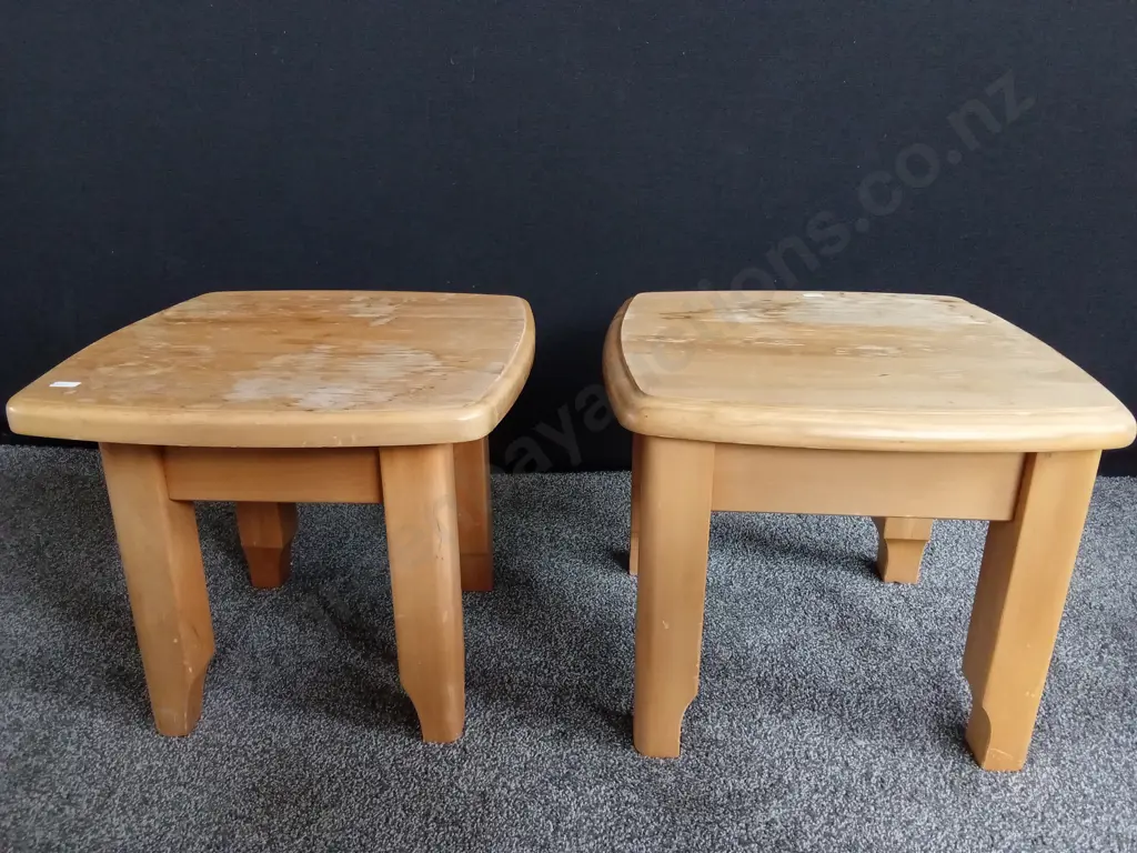 2 WOODEN LAMP TABLES Image 1++