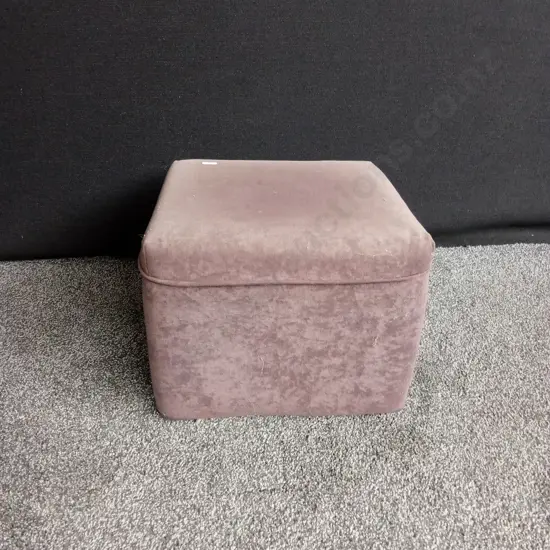 PLUSH MAUVE CUBE OTTOMAN