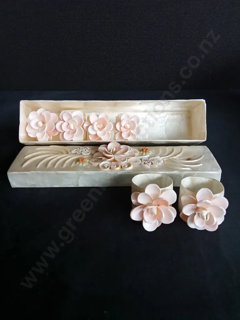 VINTAGE MOTHER OF PARK NAPKIN HOLDERS AND RAIN COAL Image 1++