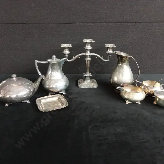 ASSORTED SILVER PLATED ITEMS X 8
