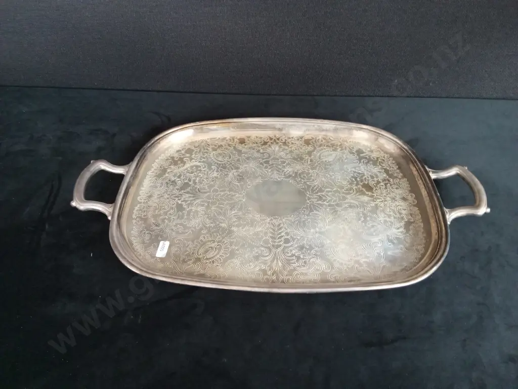 VINTAGE SERVING TRAY Image 1++