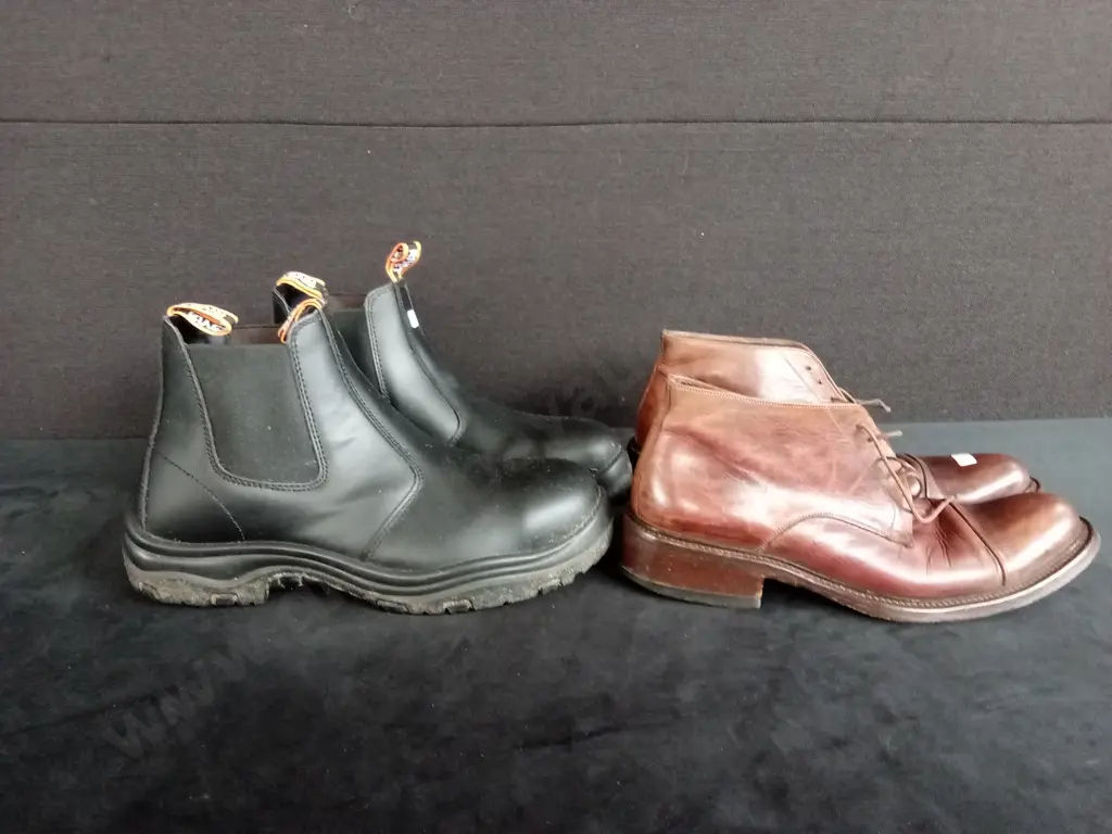 2 PAIRS OF SHOES Image 1++