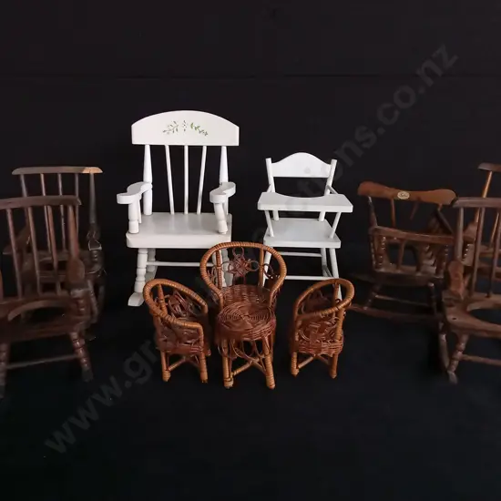 DOLL ROCKING CHAIRS