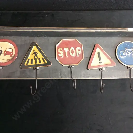 VINTAGE STYLE ROAD SIGN WALL HOOKS