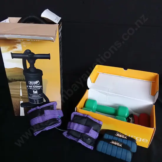 INFLATION PUMP AND BOX OF WEIGHTS