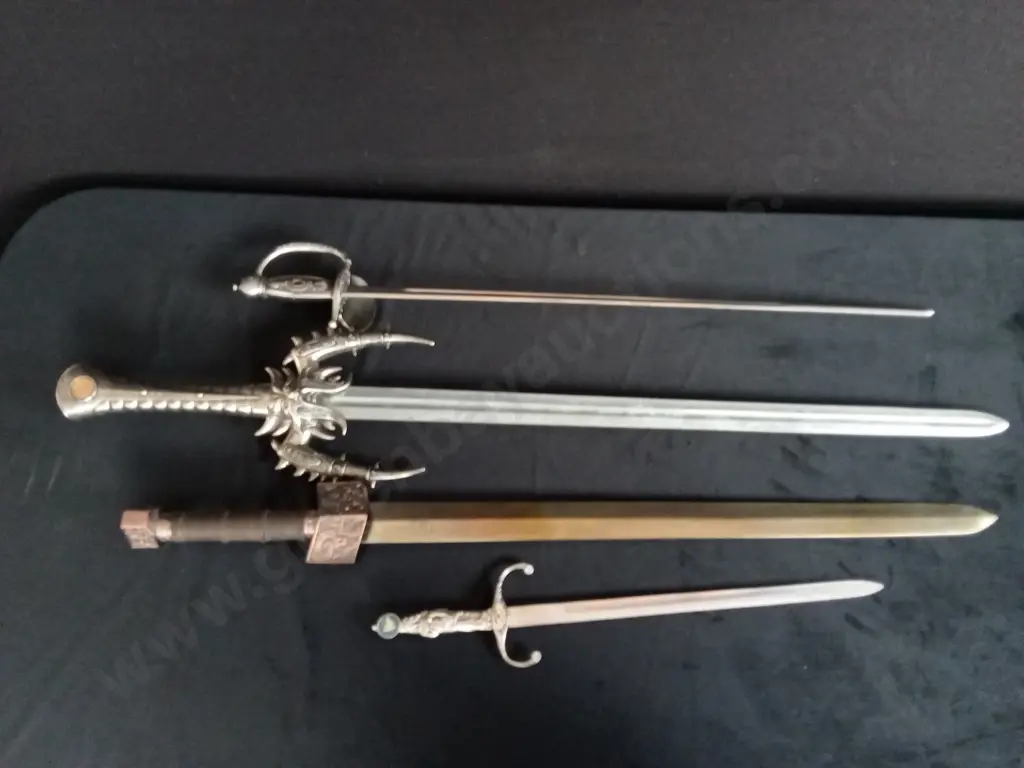 COLLECTION OF 6 SWORDS Image 1++