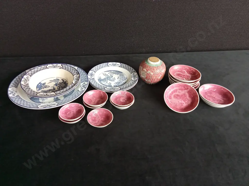 CHINESE PORCELAIN BOWL SET AND WOOD & SONS PLATES Image 1++