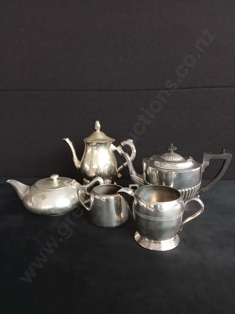PLATED SILVERWARE X 5 Image 1++