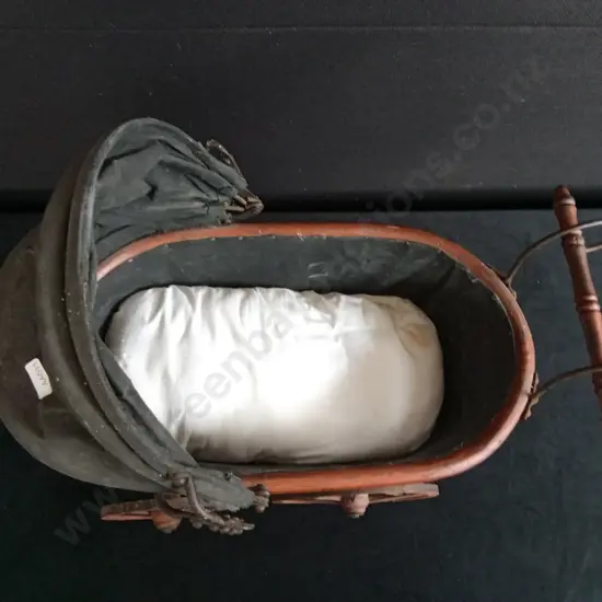 ANTIQUE VICTORIAN BABY DOLL CARRIAGE