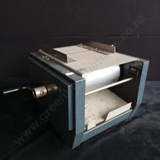 BANDA 100 VINTAGE HAND OPERATED  PAPER SCORING / FOLDING MACHINE