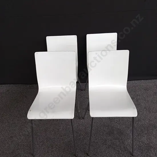 6 x WHITE CHAIRS