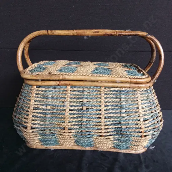 PICNIC BASKET