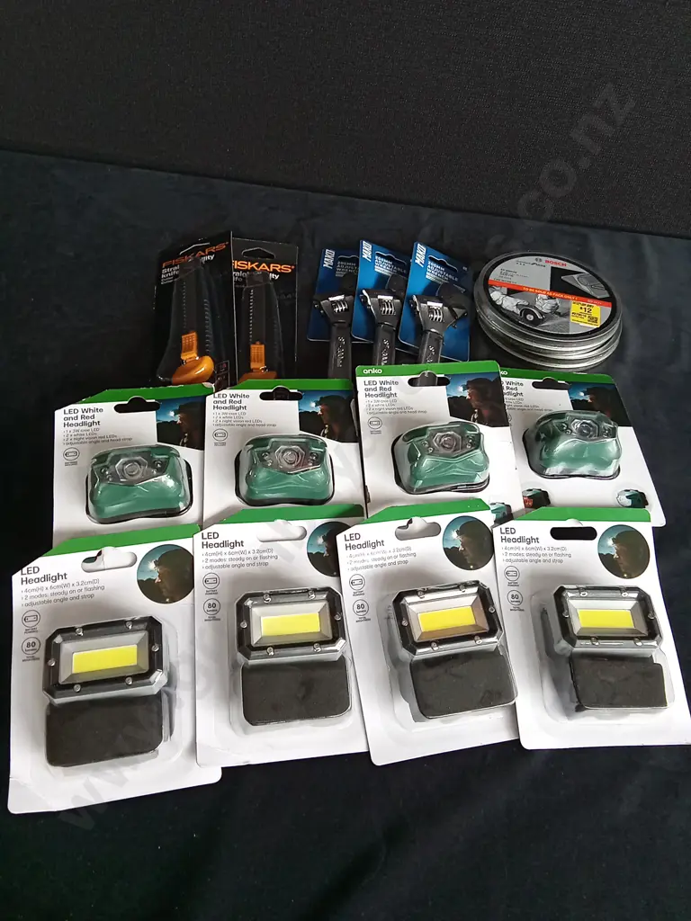 HEAD TORCHES WRENCHES CRAFT KNIFES AND CUTTING DISCS Image 1++