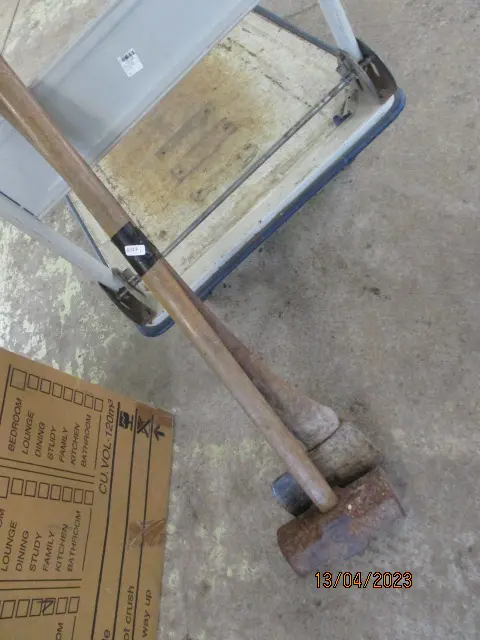 Axe and Hammer Image 1++