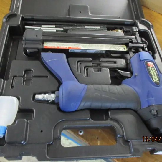 Staple Gun
