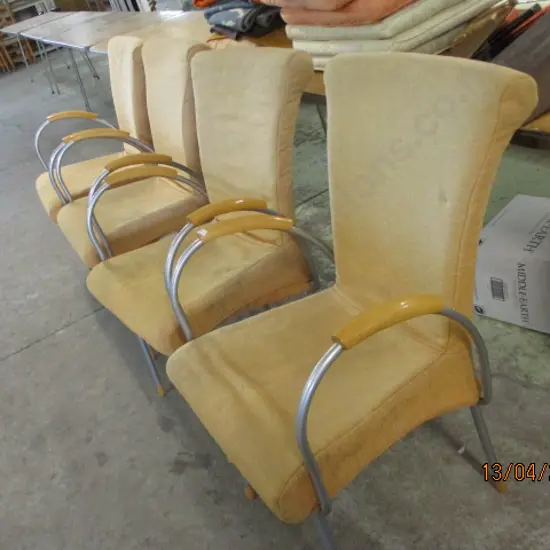 4 Chairs