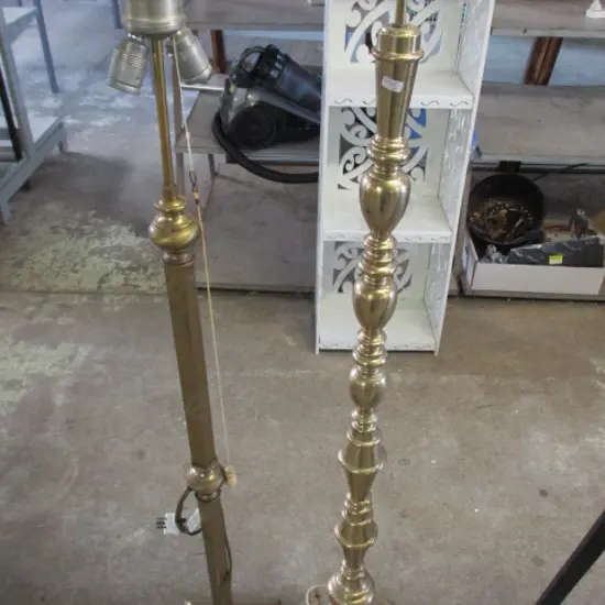 2 Lamp Bases