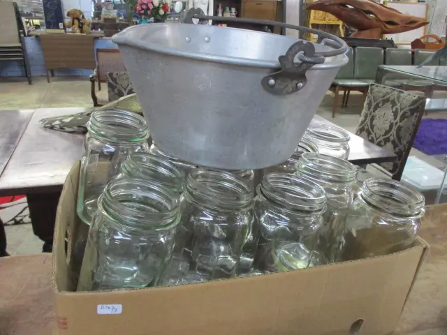 Preserving Pan and Jars Image 1++