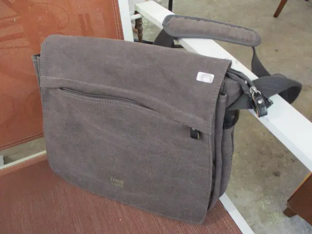 Manbag Image 1++