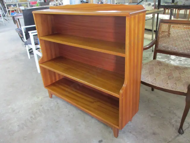 Display Shelf Image 1++