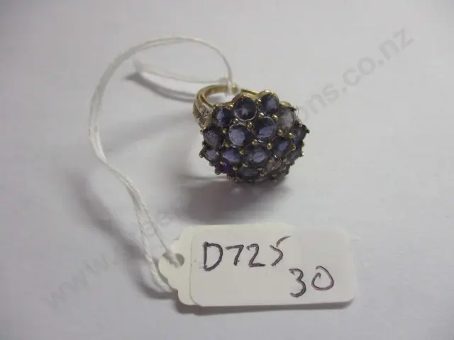 18ct Gold Ring Image 1++