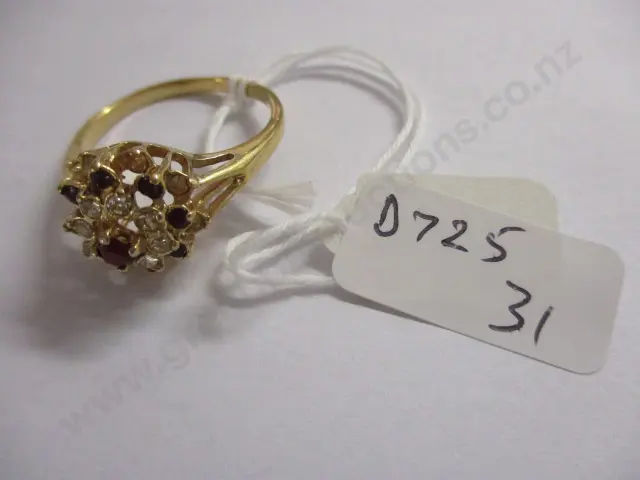18ct Gold Ring Image 1++