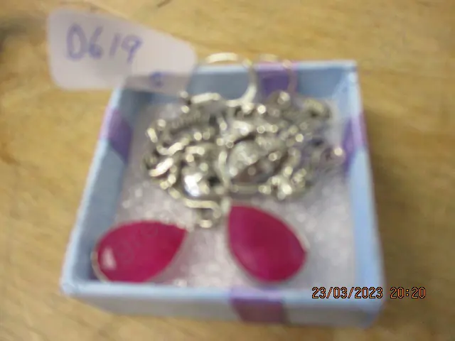 Earrings Image 1++