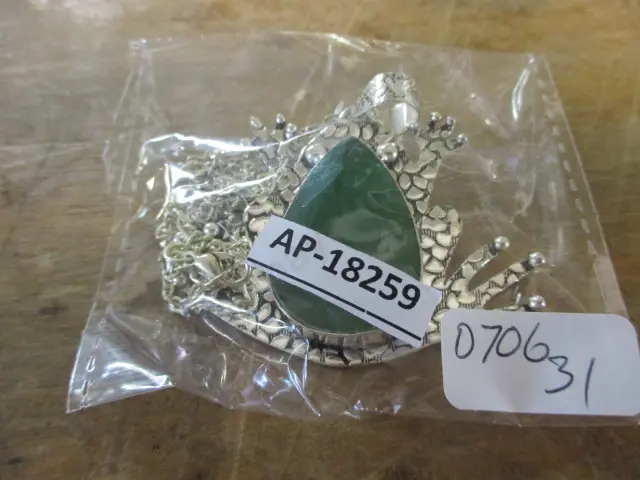 Necklace Image 1++