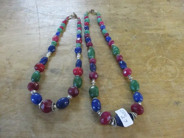 2 Necklaces Image 1++