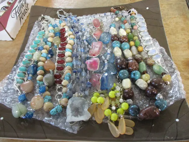 Tray Necklaces Image 1++
