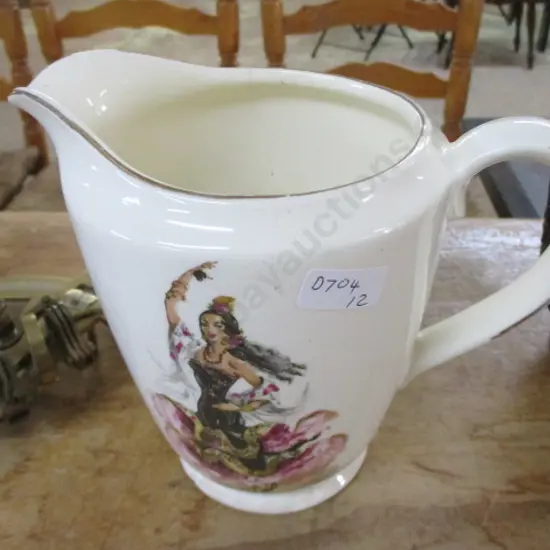 C/Lynn Jug