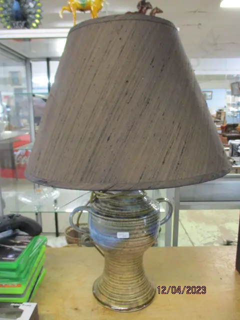 Pottery Lamp Image 1++