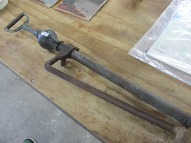Stirrup Pump Image 1++