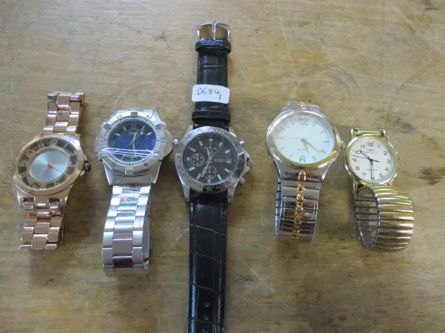 Dress Watches Image 1++