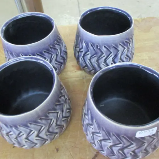 4 Plant Pots