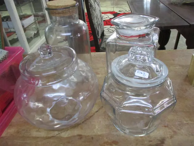 Cannisters Image 1++