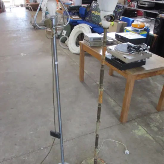 2 Lamp Bases