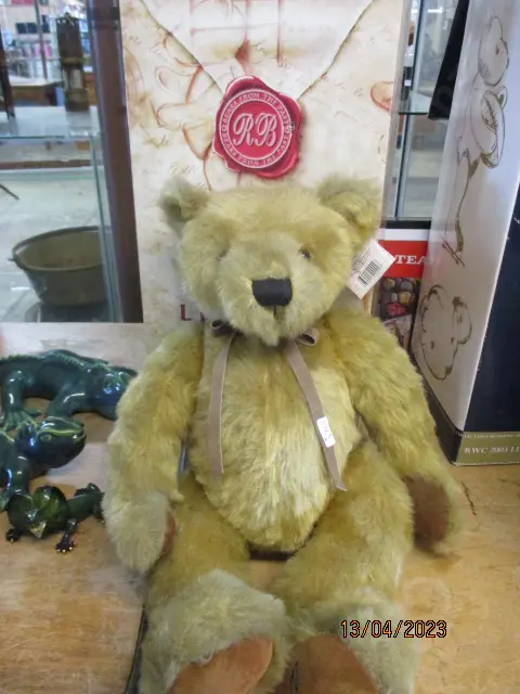 Lim Ed Bear Image 1++
