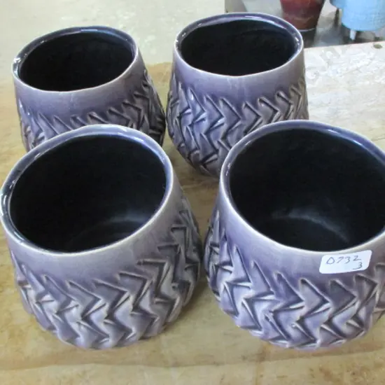 4 Plant Pots