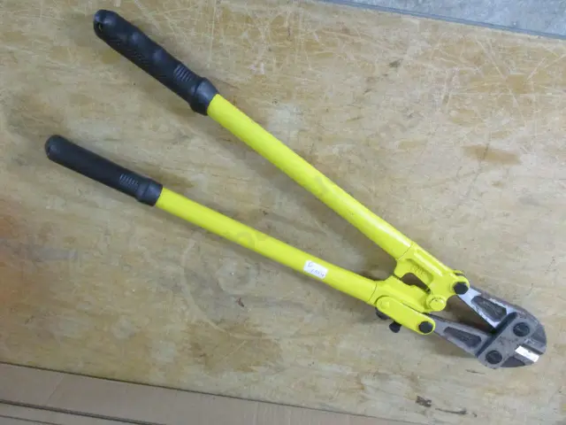 Bolt Cutters Image 1++
