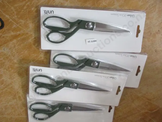 Scissors Image 1++