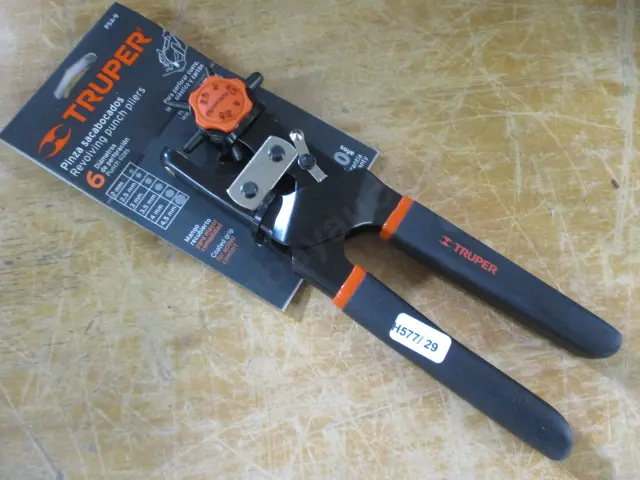 Punch Pliers Image 1++
