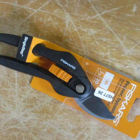 Pruner
