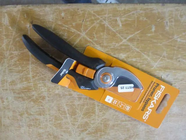 Pruner Image 1++