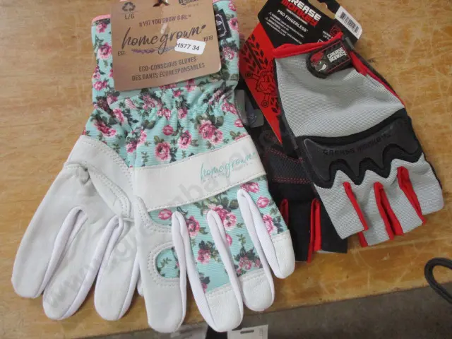 Gloves Image 1++