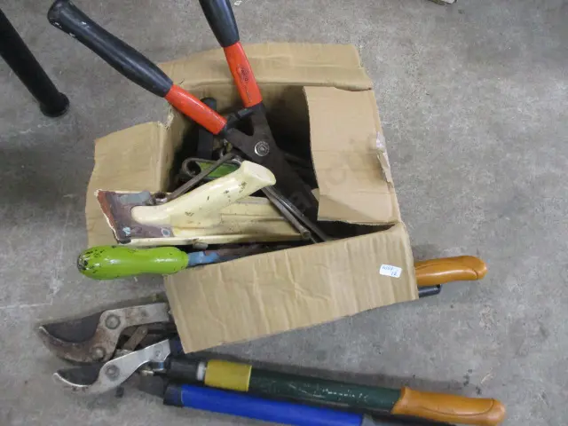 Tools Image 1++