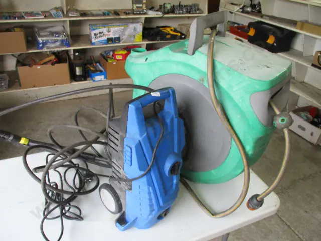 Hose and Water Blaster Image 1++